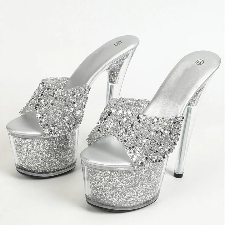 Classic Vintage Heels with a Flattering Fit