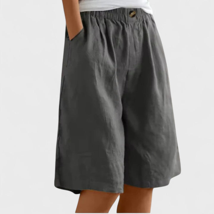 Clara & Sophia | Elegant Shorts