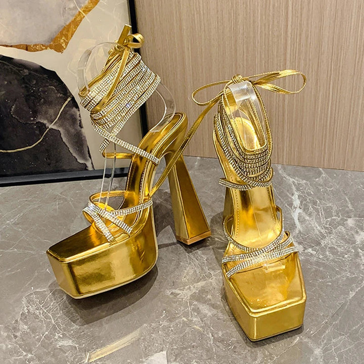 Effortlessly Elegant Heels with a Timeless Design