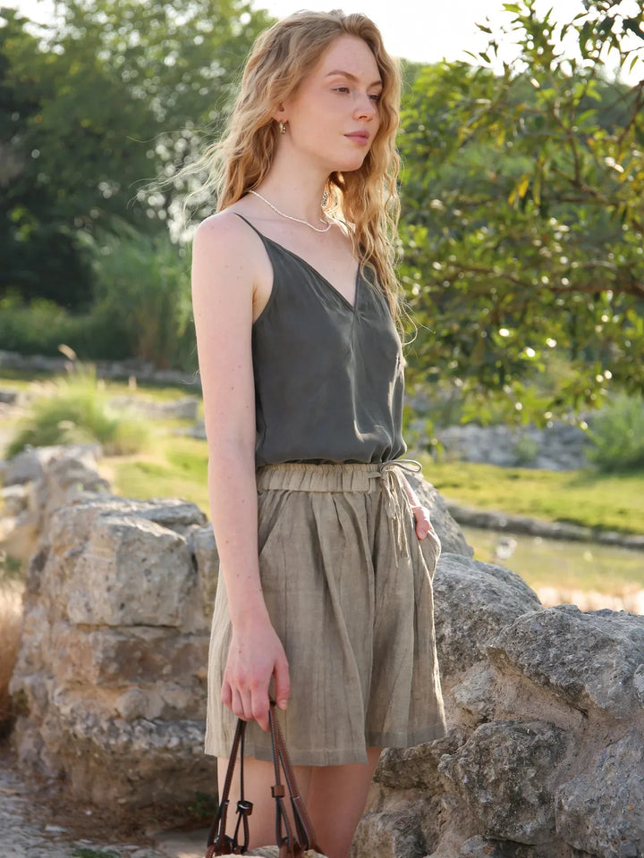 Clara & Sophia | Natural High-Waist Relaxed Fit Linen Shorts